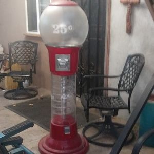 Gumball machine